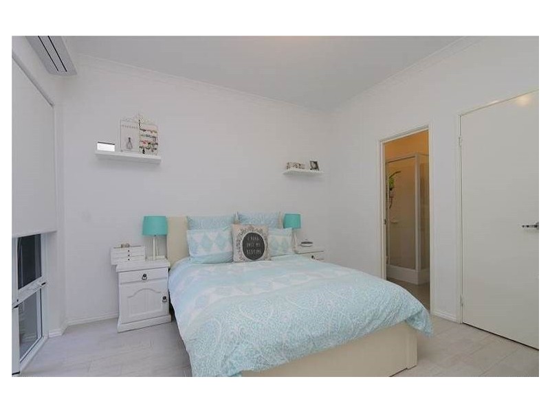 24 Delphi Way, Aveley WA 6069