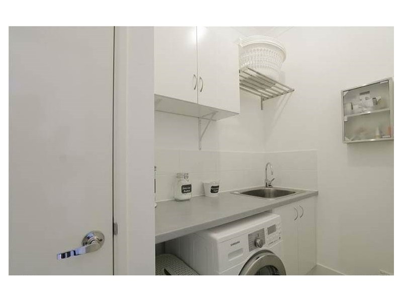 24 Delphi Way, Aveley WA 6069