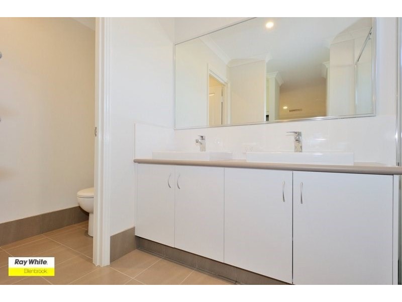 27 Hawthornden Avenue, Ellenbrook WA 6069