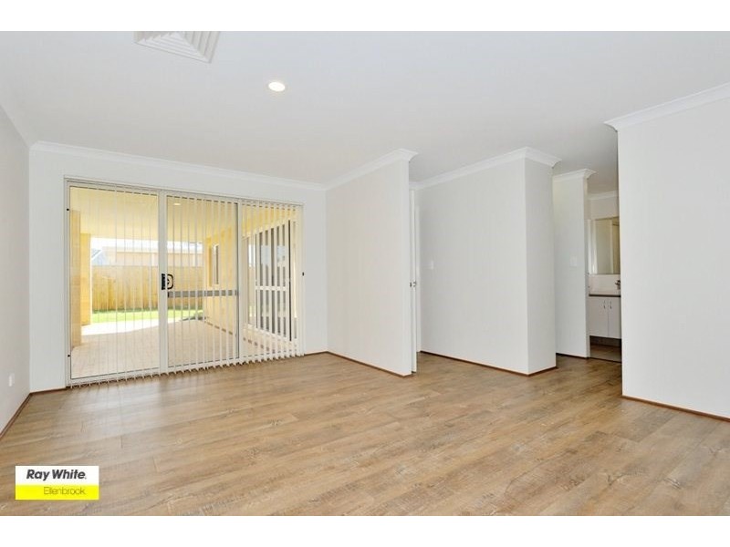 27 Hawthornden Avenue, Ellenbrook WA 6069