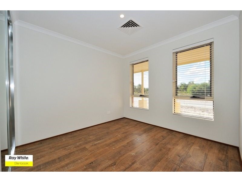 27 Hawthornden Avenue, Ellenbrook WA 6069