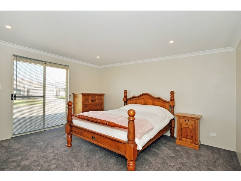 62 Tranquility Crescent, Aveley WA 6069