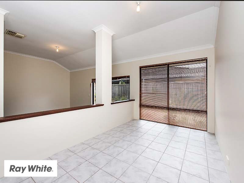 3 Vaucluse Crescent, Ellenbrook WA 6069