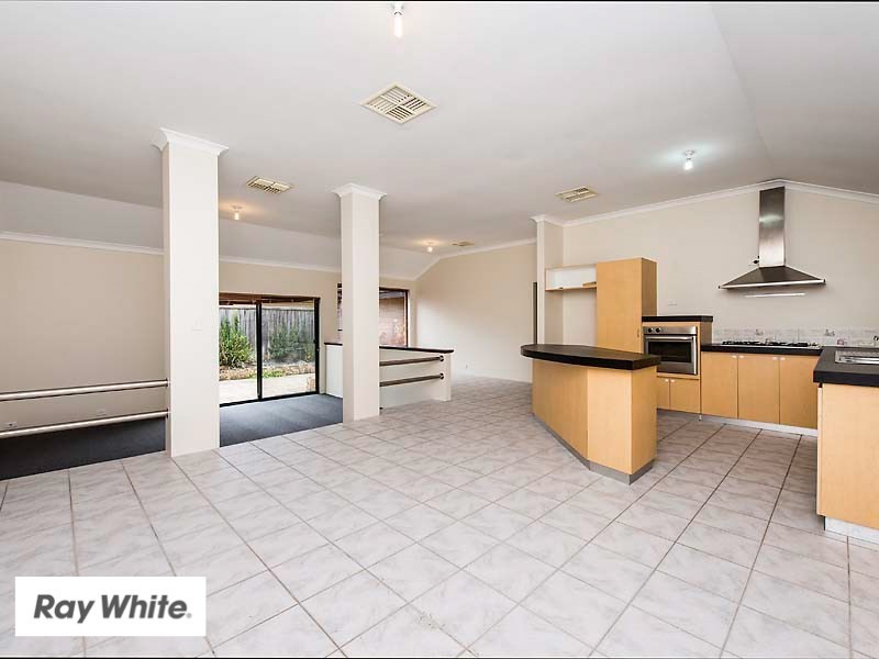 3 Vaucluse Crescent, Ellenbrook WA 6069