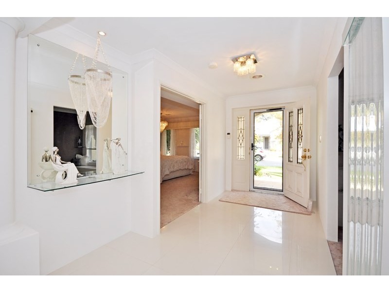 9 Edingley Street, Aveley WA 6069