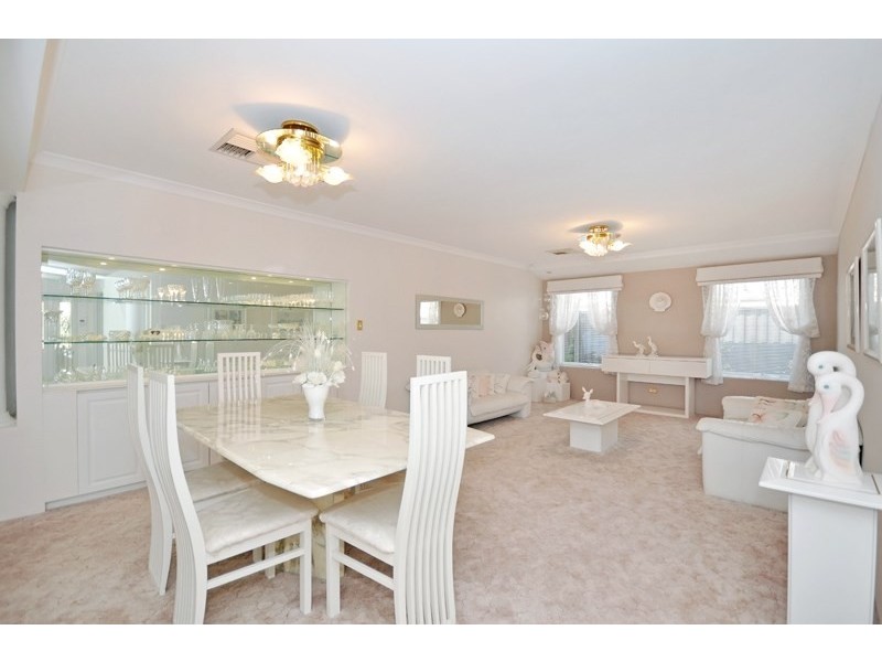 9 Edingley Street, Aveley WA 6069