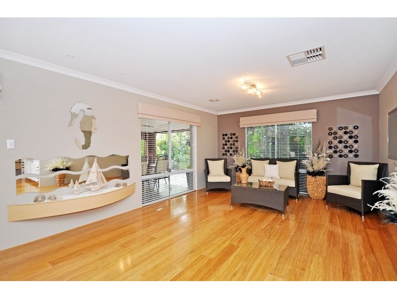 9 Edingley Street, Aveley WA 6069