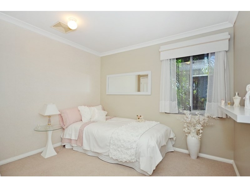 9 Edingley Street, Aveley WA 6069