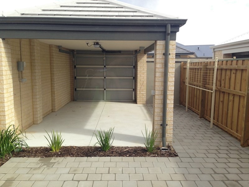 39 Grassdale Parkway, Ellenbrook WA 6069