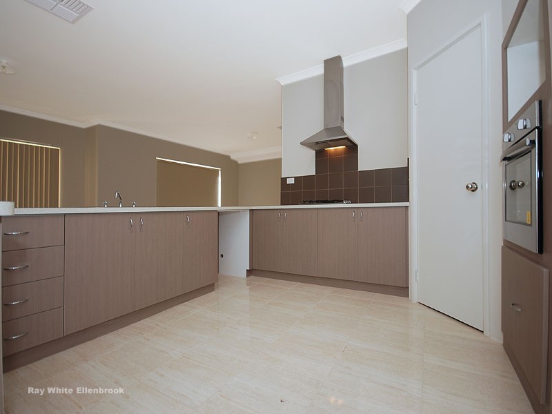 29 Boxgrove Loop, Ellenbrook WA 6069