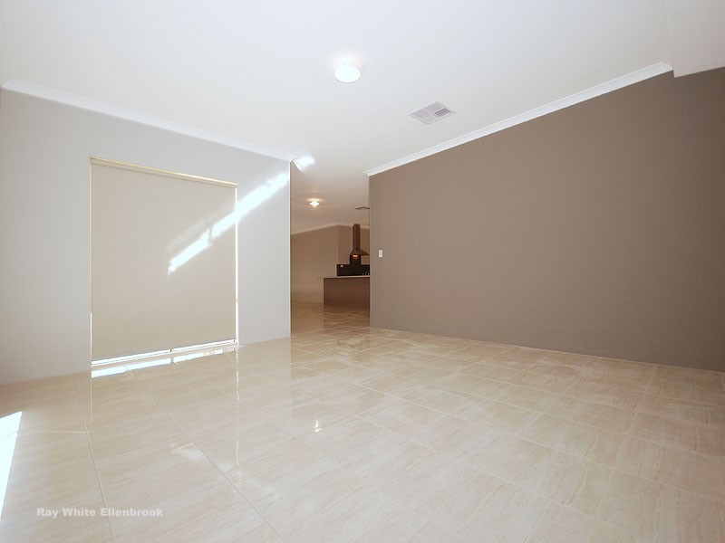 29 Boxgrove Loop, Ellenbrook WA 6069