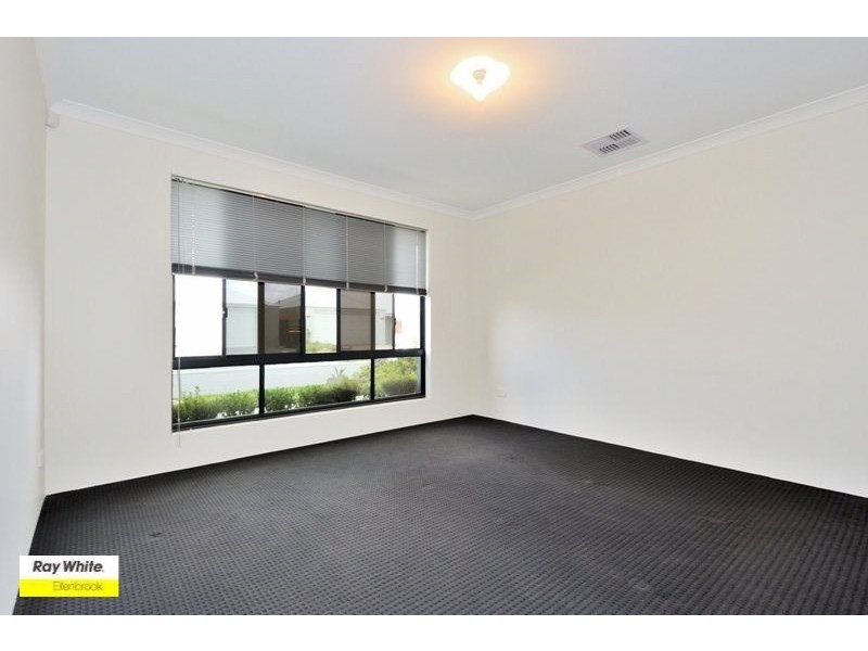 12 Gamin Vista, Aveley WA 6069