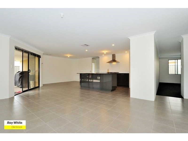 12 Gamin Vista, Aveley WA 6069