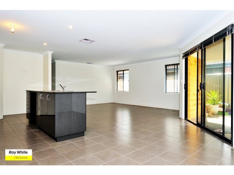 12 Gamin Vista, Aveley WA 6069