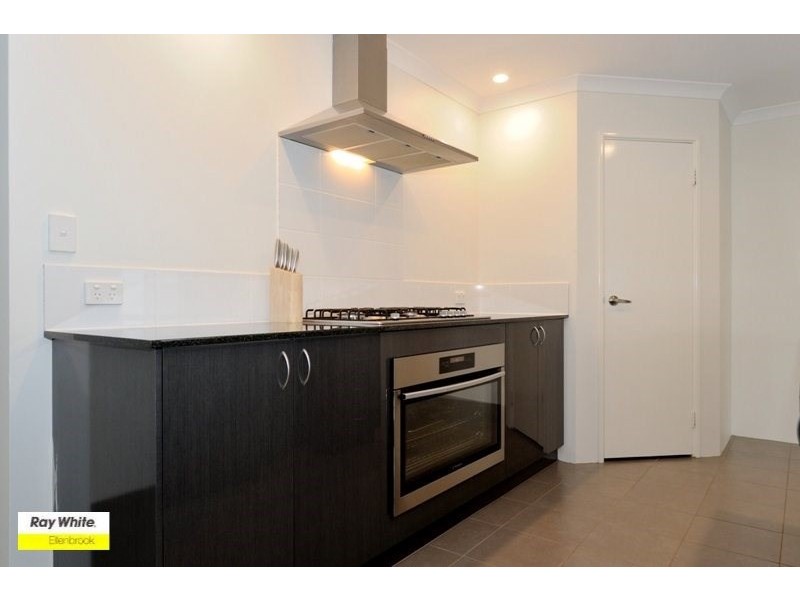 12 Gamin Vista, Aveley WA 6069