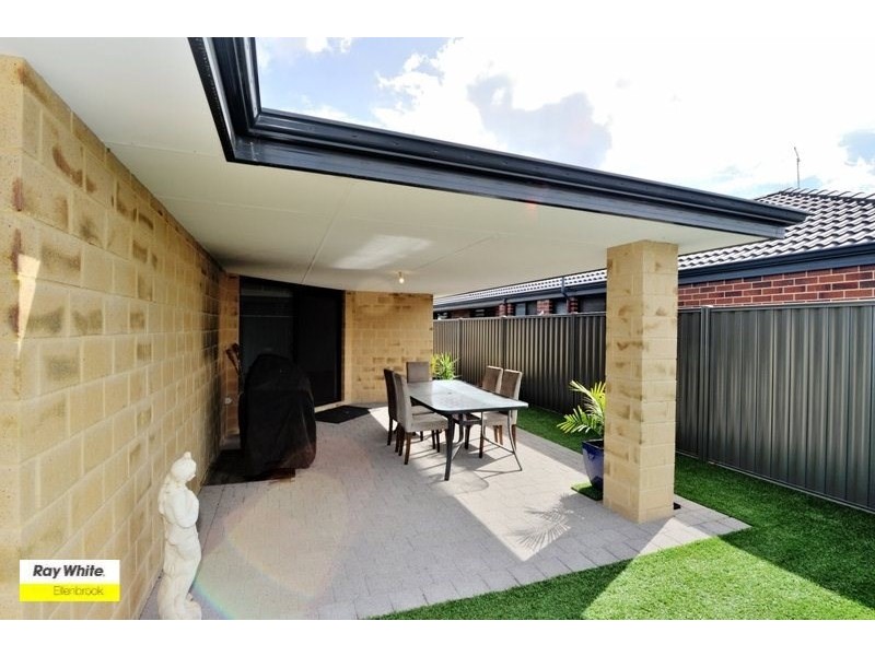 12 Gamin Vista, Aveley WA 6069