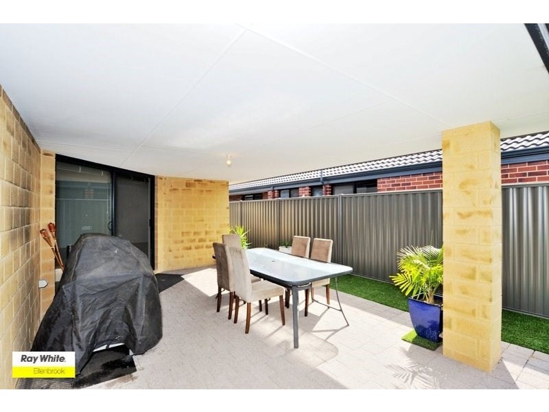 12 Gamin Vista, Aveley WA 6069