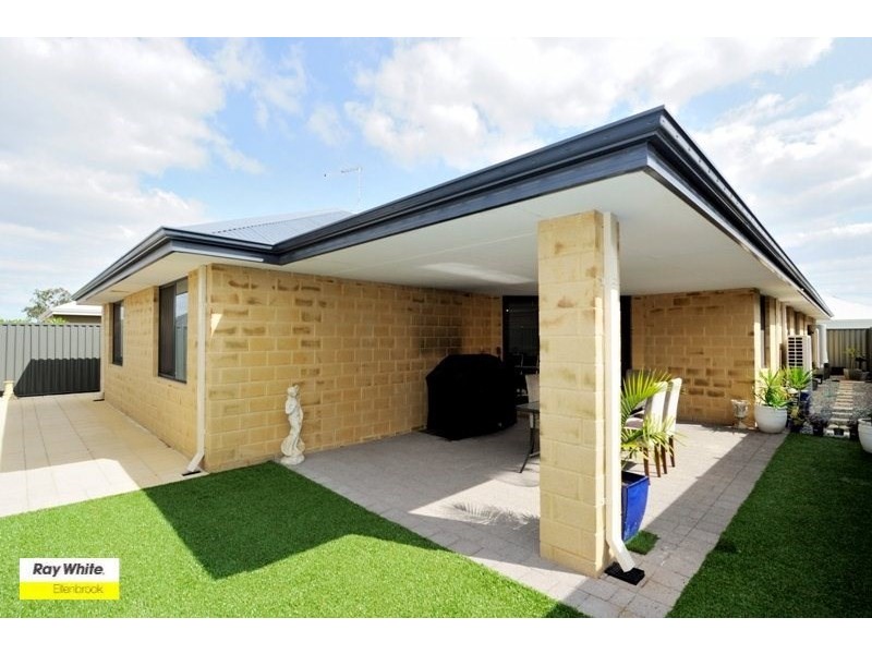 12 Gamin Vista, Aveley WA 6069