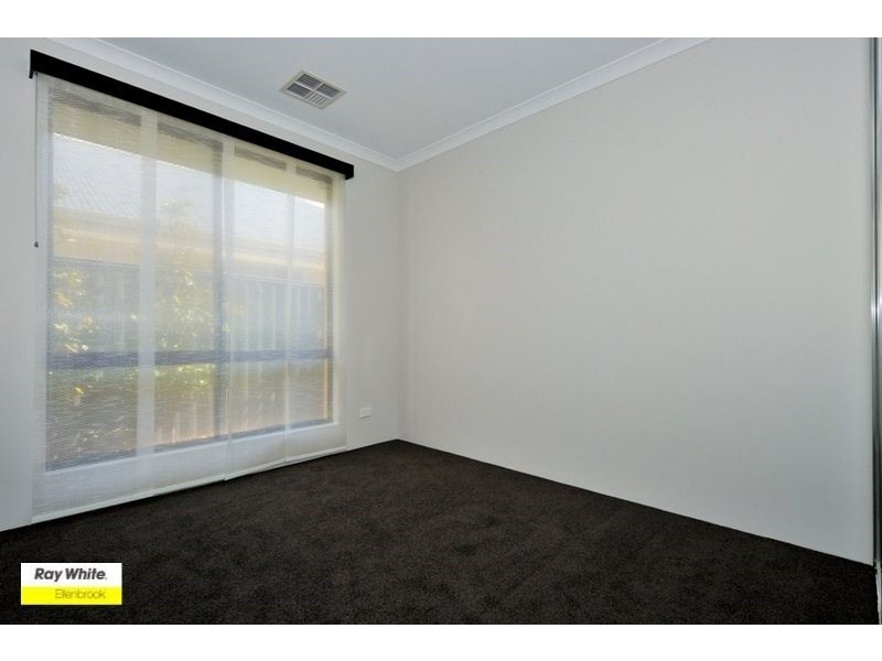 19 Virago Street, Aveley WA 6069