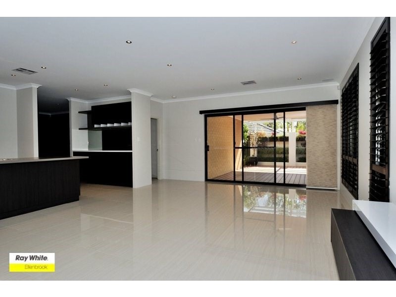 19 Virago Street, Aveley WA 6069