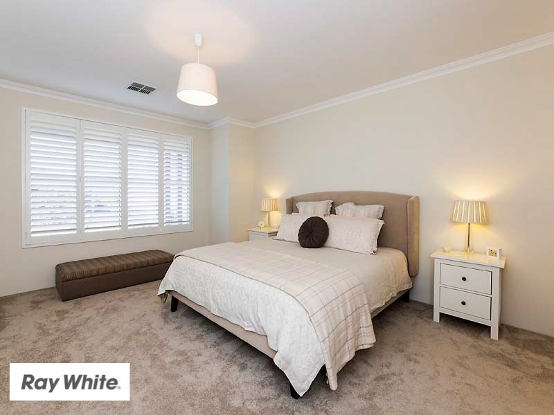 6 Othello Brace, The Vines WA 6069