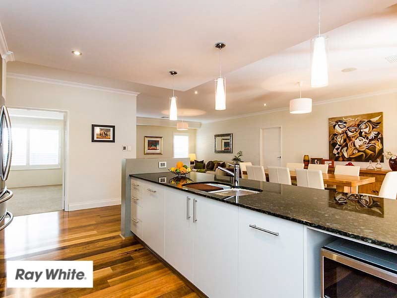6 Othello Brace, The Vines WA 6069