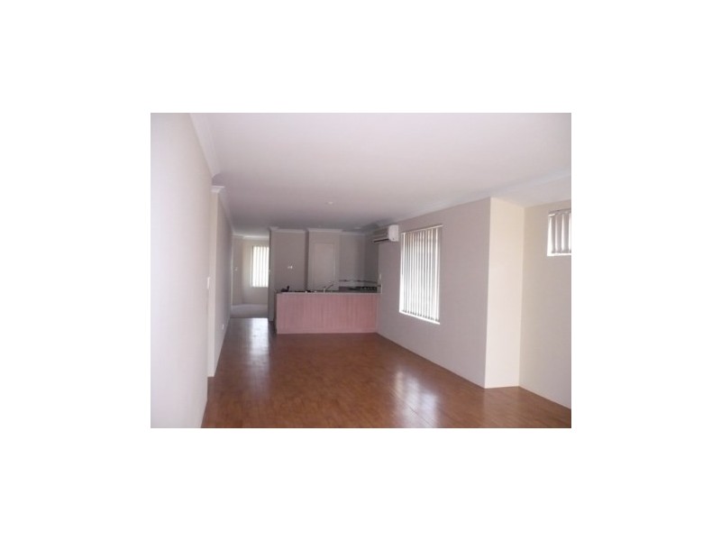 8 Dunrobin Drive, Ellenbrook WA 6069