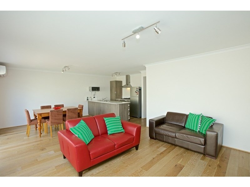 16 Counter Way, Alkimos WA 6038