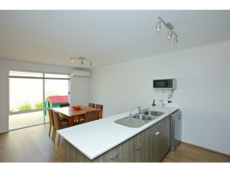 16 Counter Way, Alkimos WA 6038