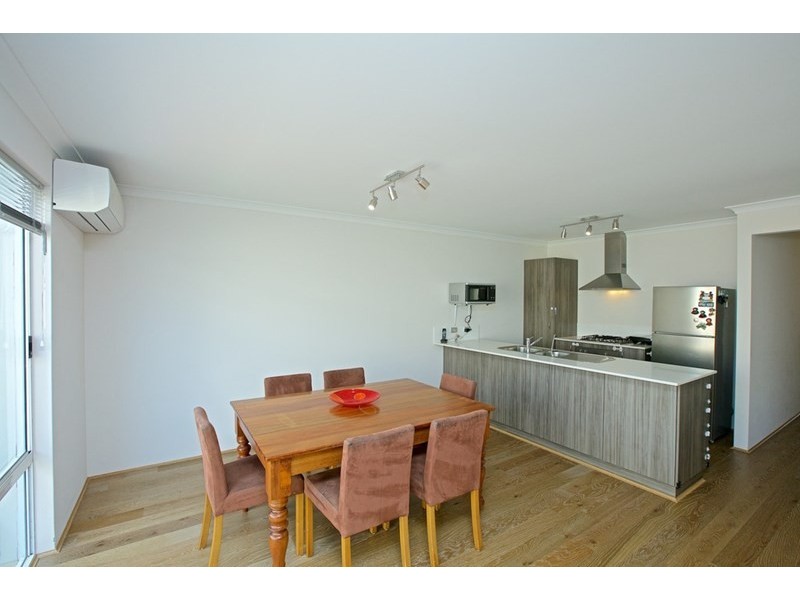 16 Counter Way, Alkimos WA 6038