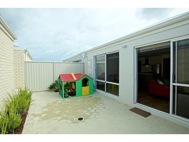 16 Counter Way, Alkimos WA 6038