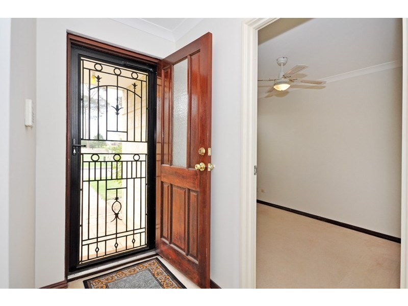 23 Sorrento Turn, Ellenbrook WA 6069