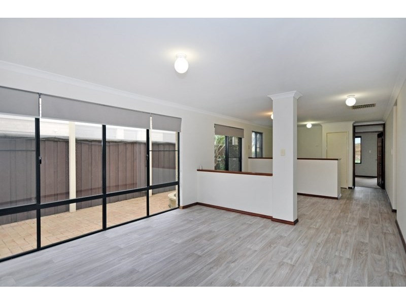 23 Sorrento Turn, Ellenbrook WA 6069