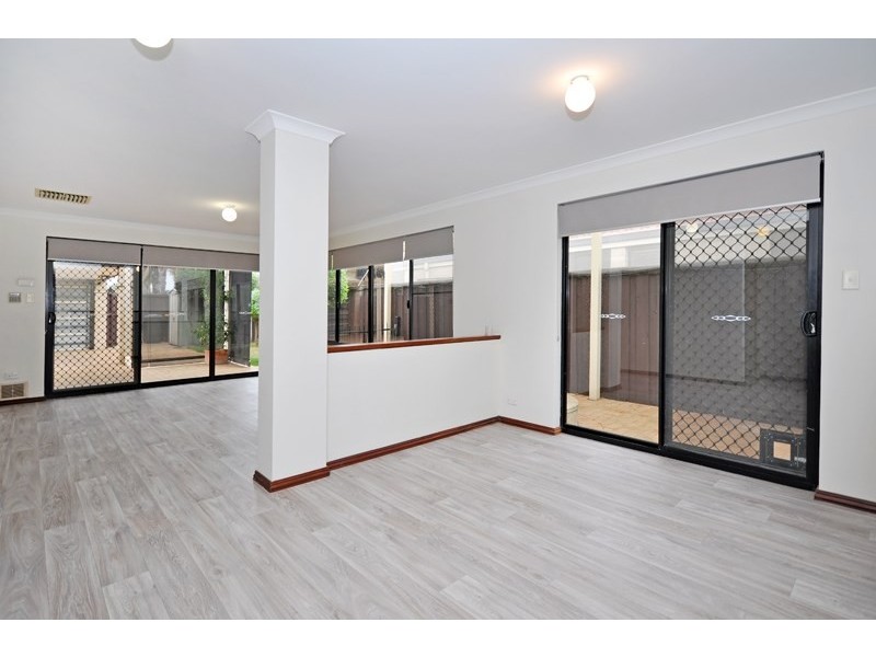 23 Sorrento Turn, Ellenbrook WA 6069