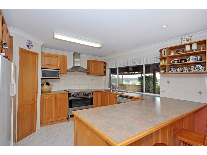 18 Evelyn Place, Bullsbrook WA 6084