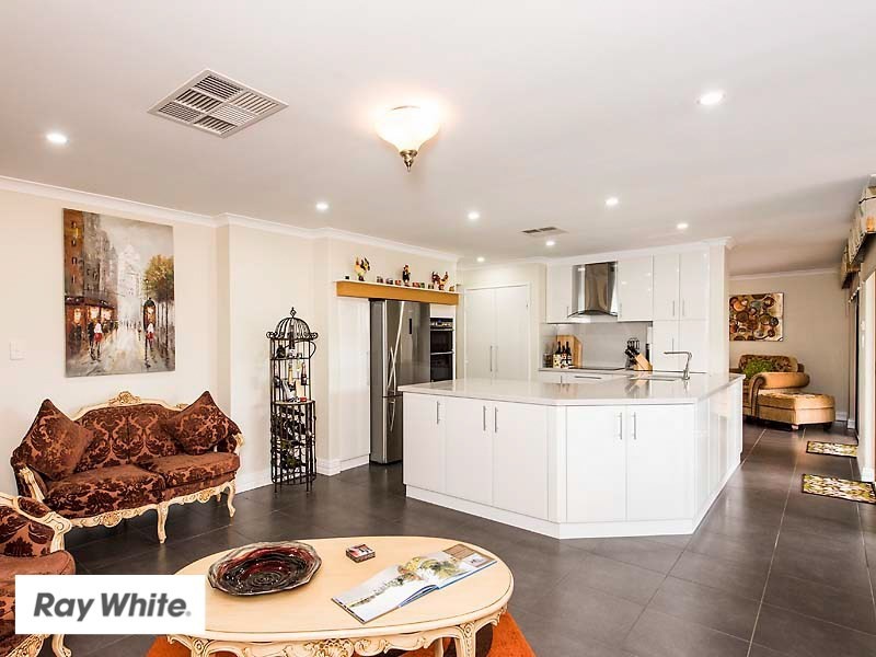 252 Vines Avenue, The Vines WA 6069