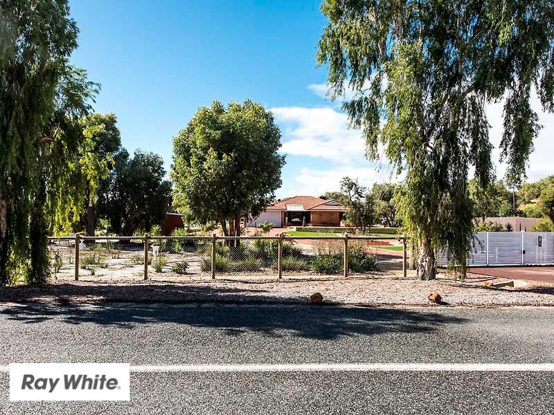 252 Vines Avenue, The Vines WA 6069