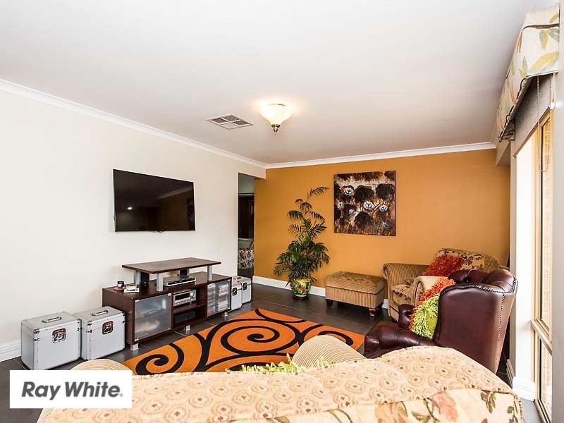252 Vines Avenue, The Vines WA 6069