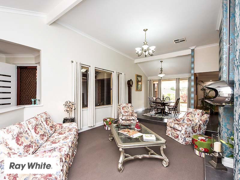252 Vines Avenue, The Vines WA 6069