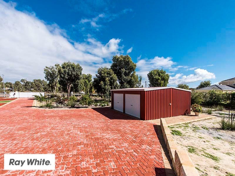 252 Vines Avenue, The Vines WA 6069
