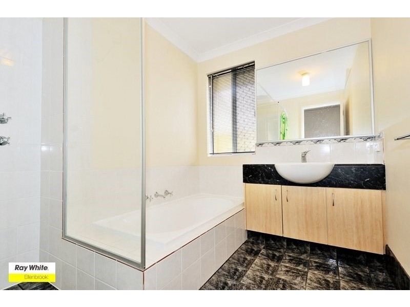 2 Sharman Vista, Ellenbrook WA 6069