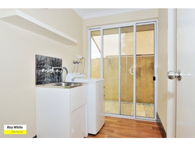 2 Sharman Vista, Ellenbrook WA 6069