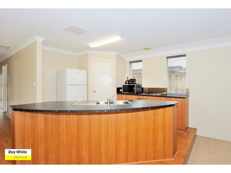2 Sharman Vista, Ellenbrook WA 6069