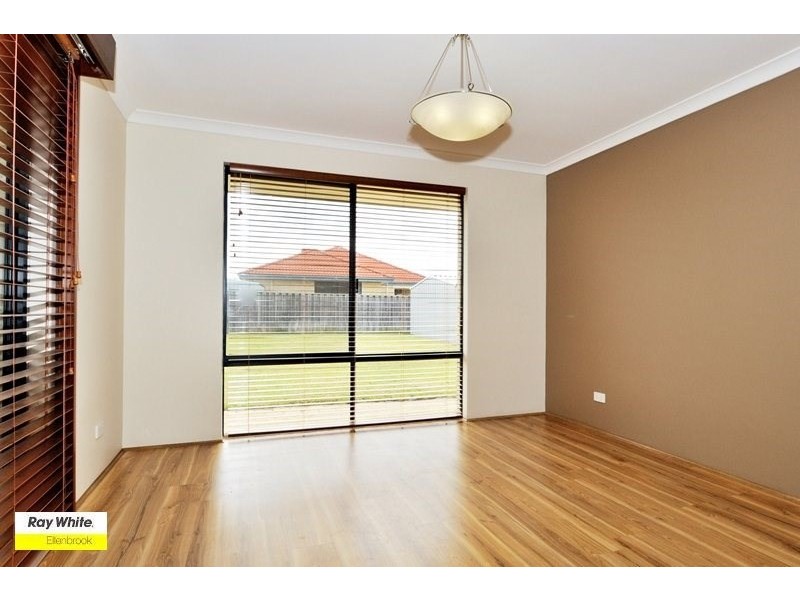 35 Tokara Avenue, Henley Brook WA 6055