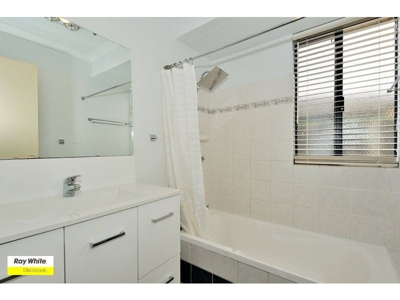 35 Tokara Avenue, Henley Brook WA 6055