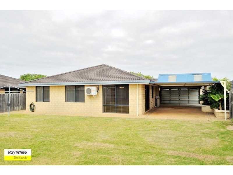 35 Tokara Avenue, Henley Brook WA 6055