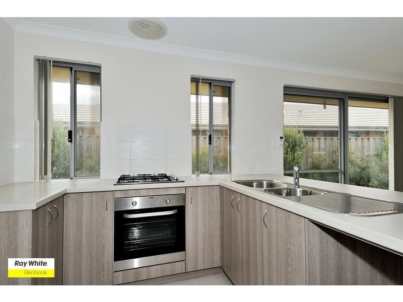 4 Greenslade Crescent, Ellenbrook WA 6069