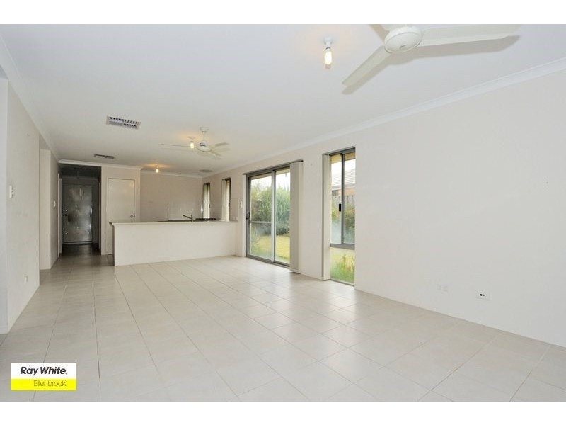 4 Greenslade Crescent, Ellenbrook WA 6069