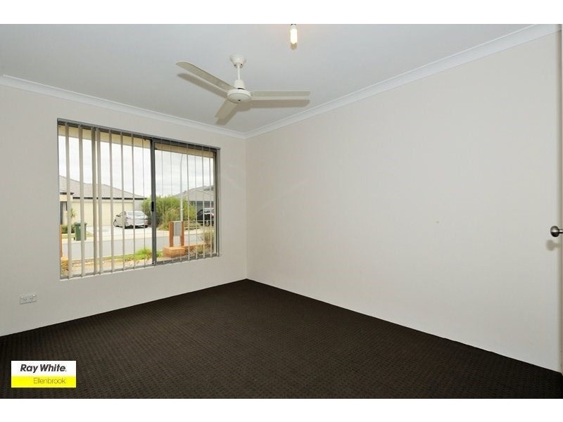 4 Greenslade Crescent, Ellenbrook WA 6069