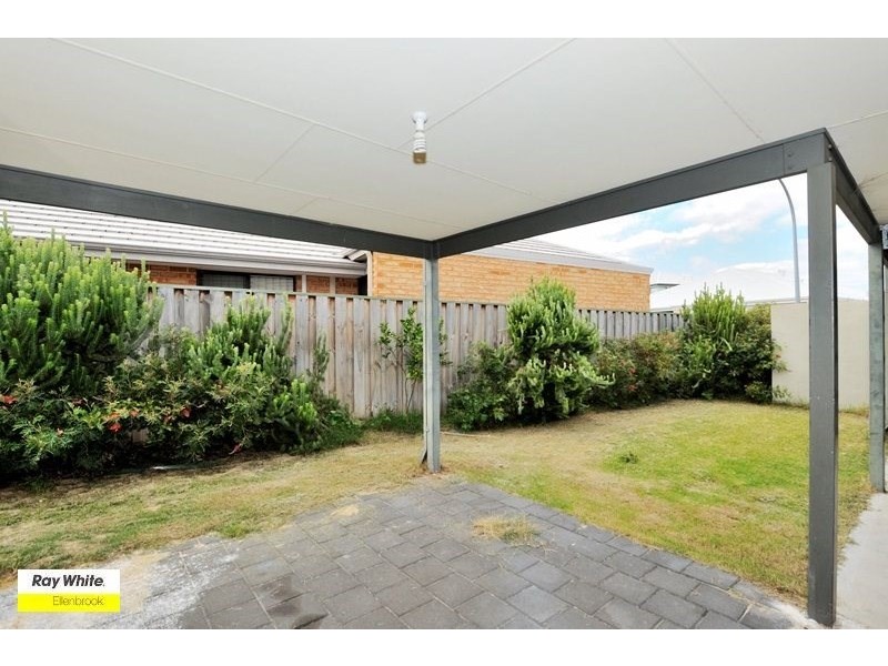 4 Greenslade Crescent, Ellenbrook WA 6069